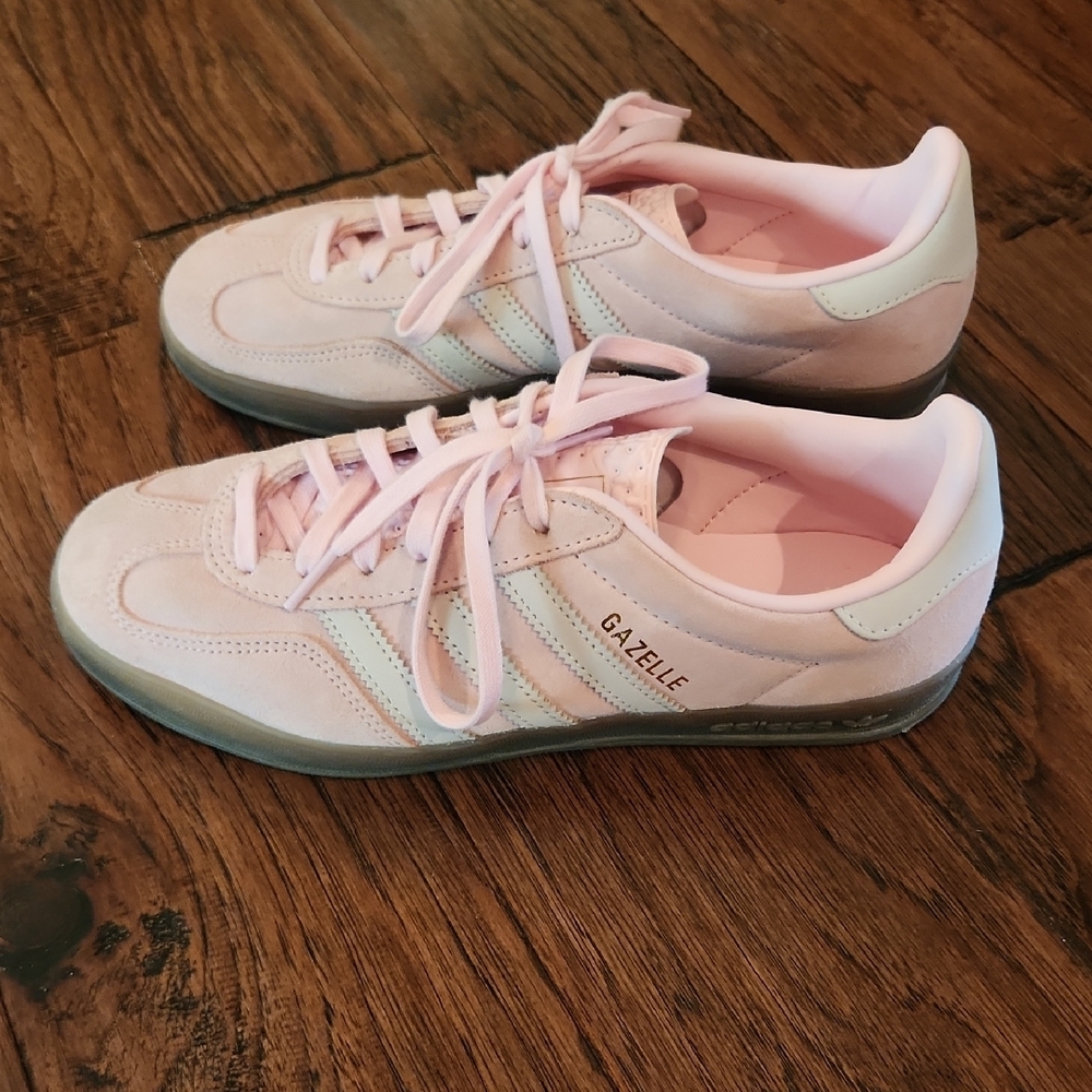 Adidas Gazelle Women's Light Pink Sneakers - Picture 2 of 7